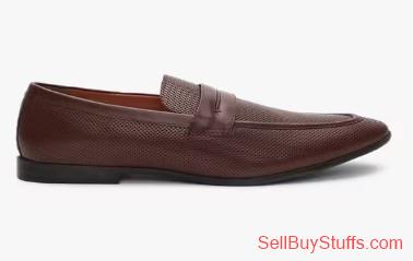 Mumbai Textured Apron-Toe Slip-On Shoes