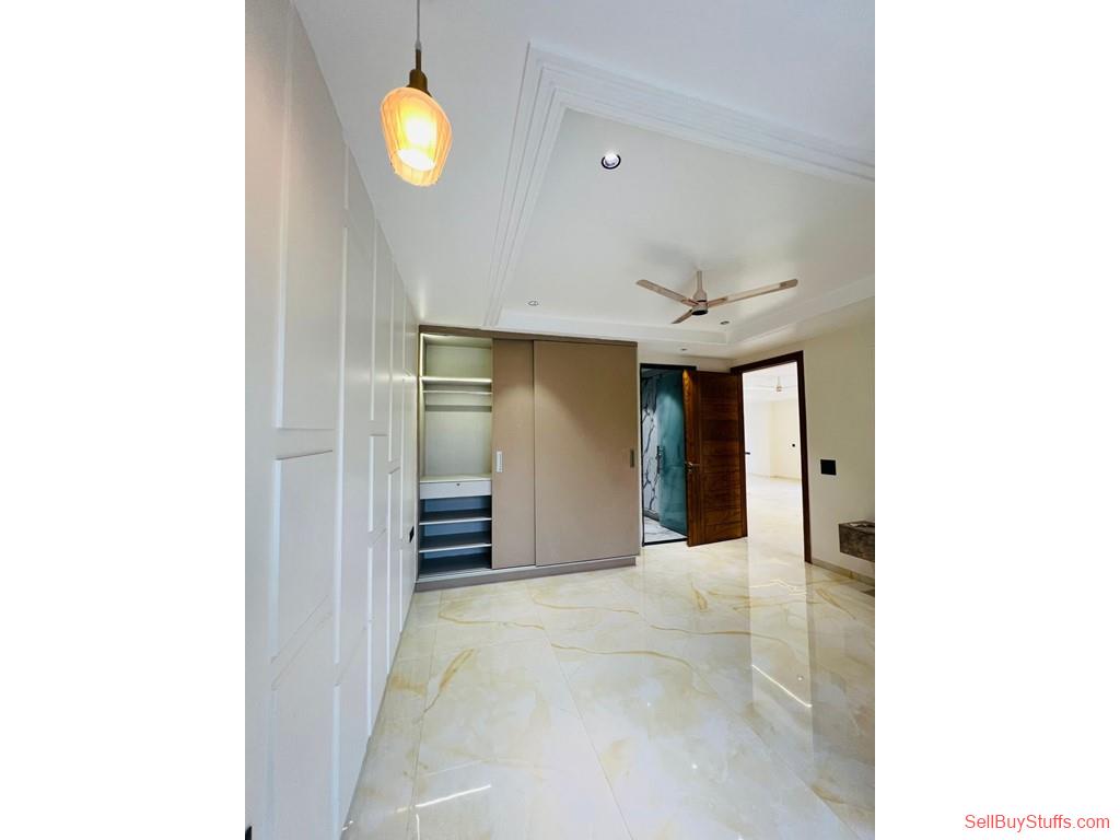 Gurgaon 3BHK Floor Available for Rent in Sector 99