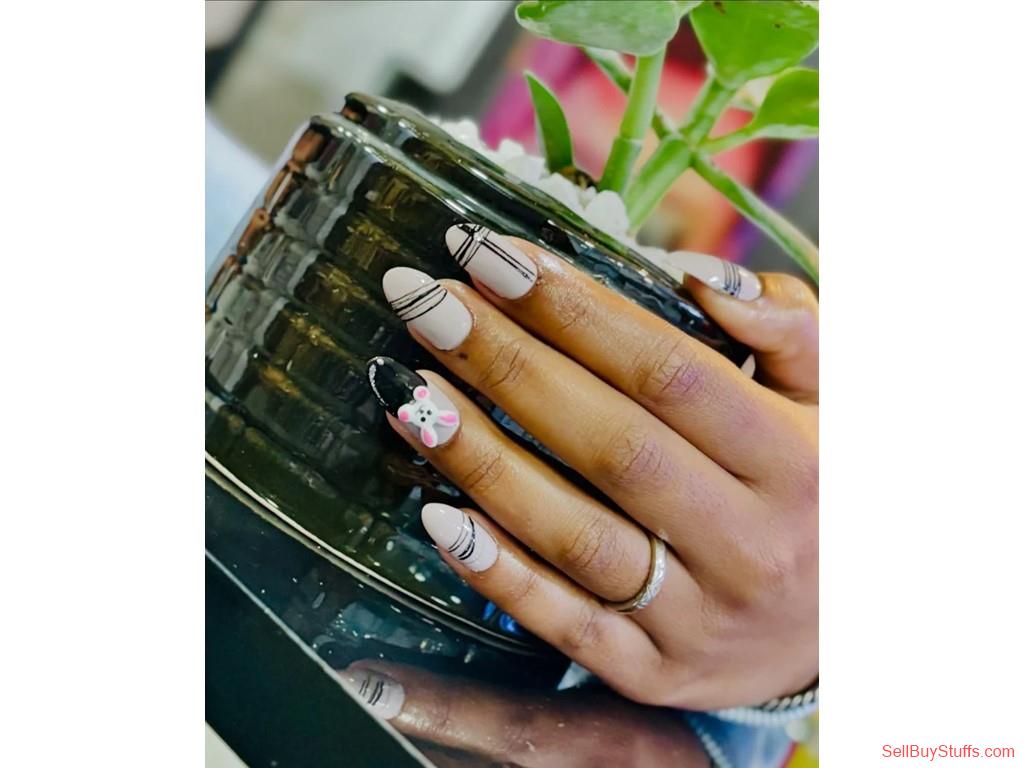 NOIDA  Nail Art Course in Noida