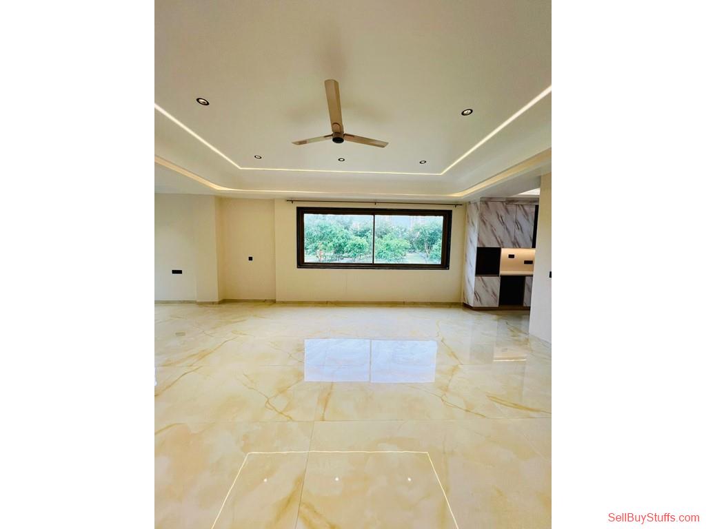 Gurgaon 3BHK Floor Available for Rent in Sector 99