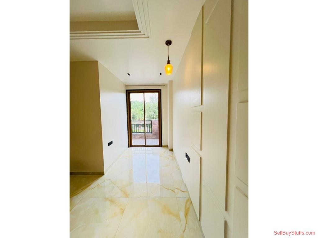 Gurgaon 3BHK Floor Available for Rent in Sector 99
