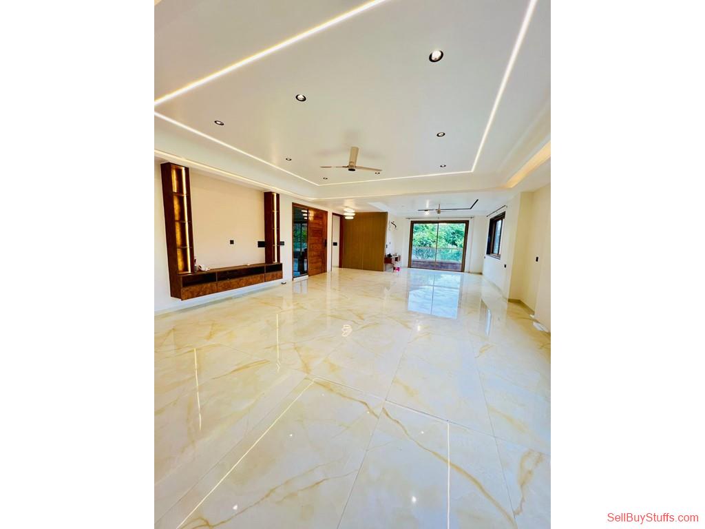3BHK Floor Available for Rent in Sector 99
